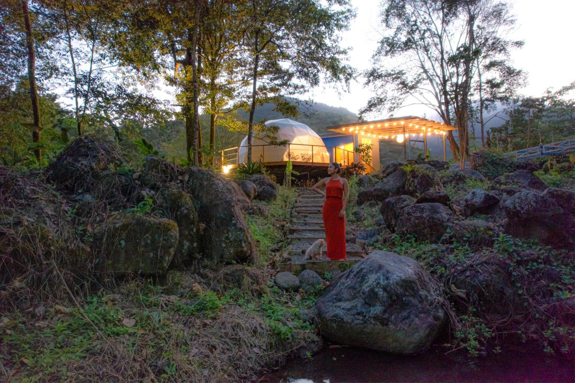 Bitzu Dome-Bijagua Riverside Glamping מראה חיצוני תמונה
