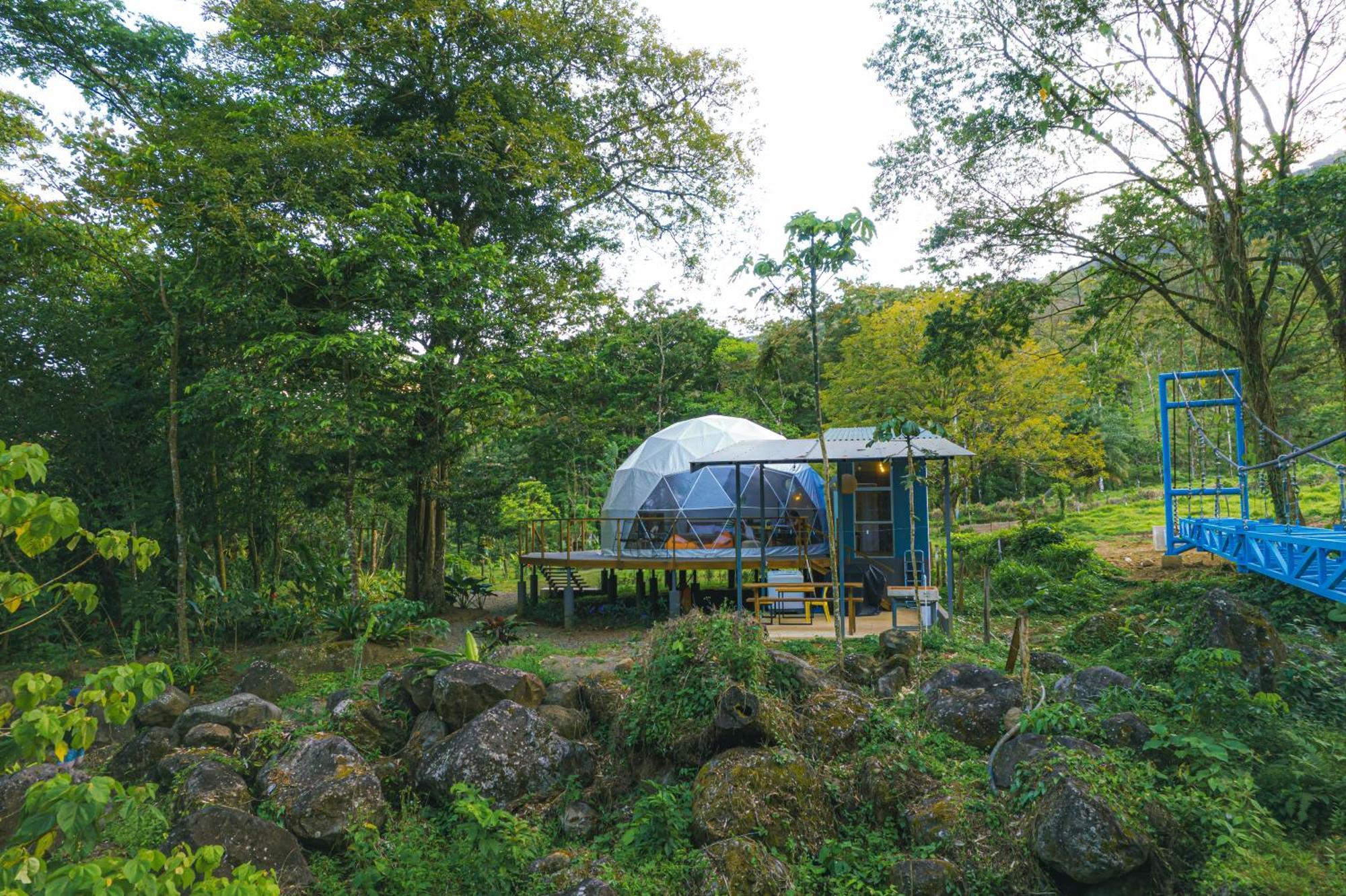 Bitzu Dome-Bijagua Riverside Glamping מראה חיצוני תמונה