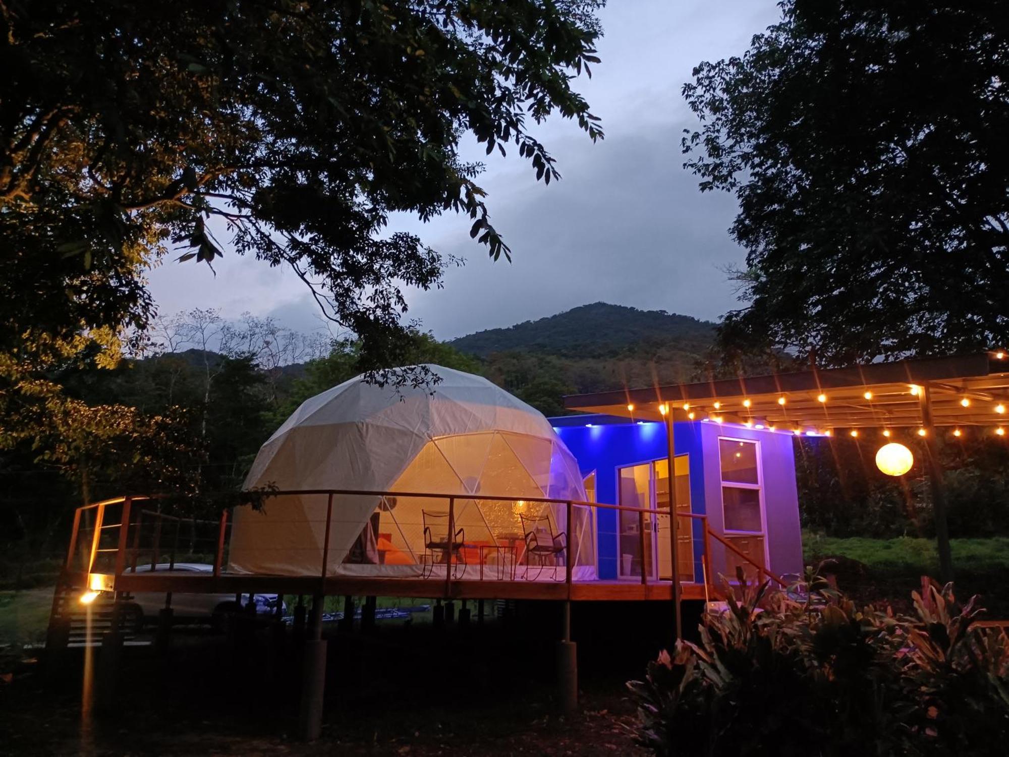 Bitzu Dome-Bijagua Riverside Glamping מראה חיצוני תמונה